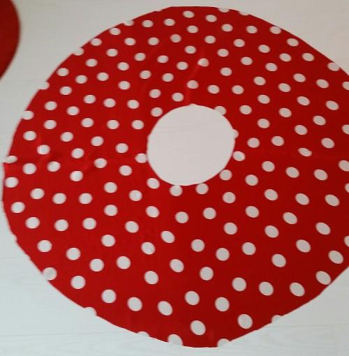 tissu decoupe jupe minnie mouse2